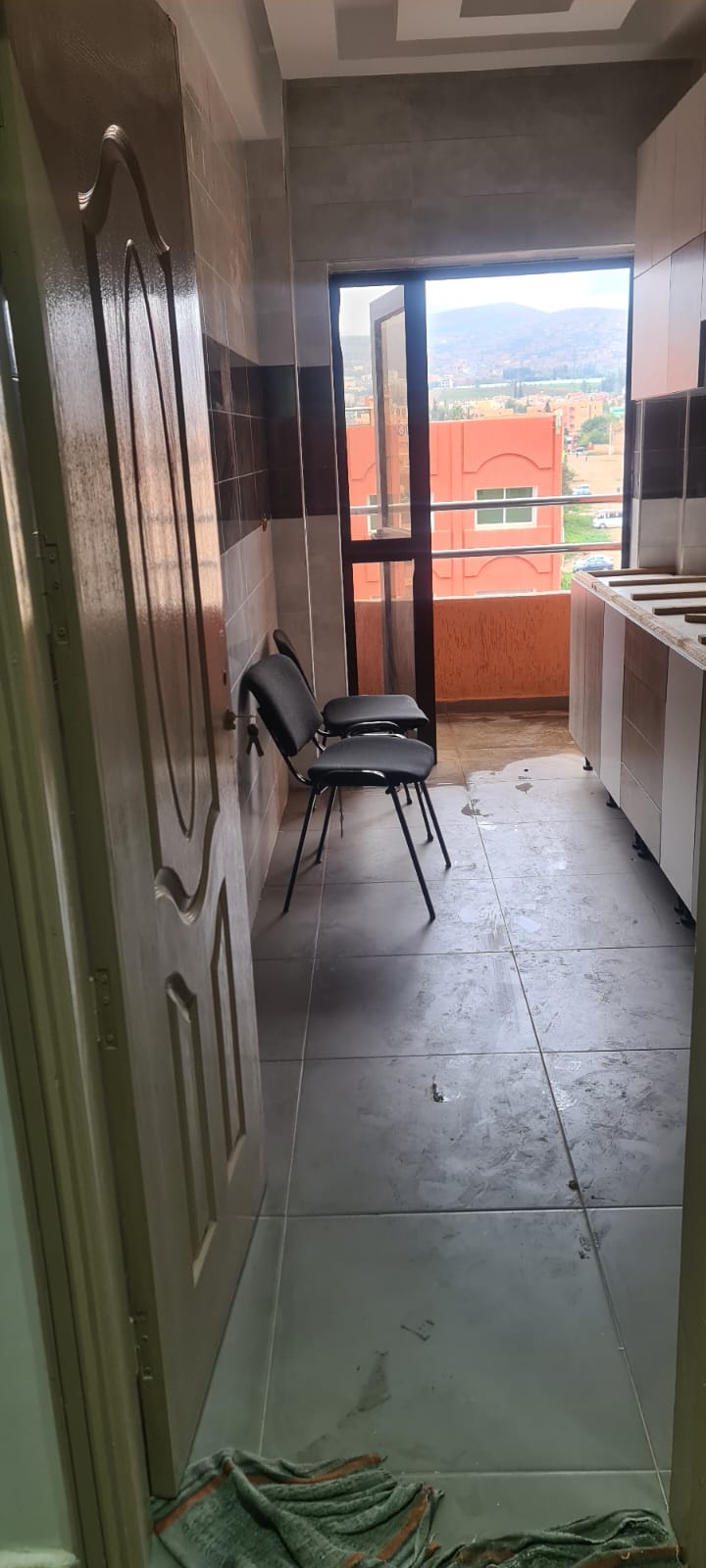 شقة تجارية للكراء شارع محمد الخامس بني ملال