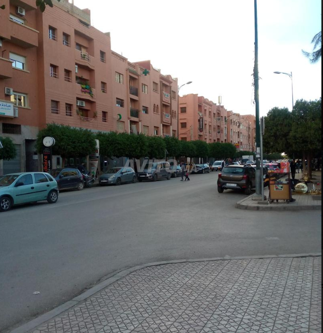 بقعة محفظة واجهتان 135م قرب اولاد خمدان