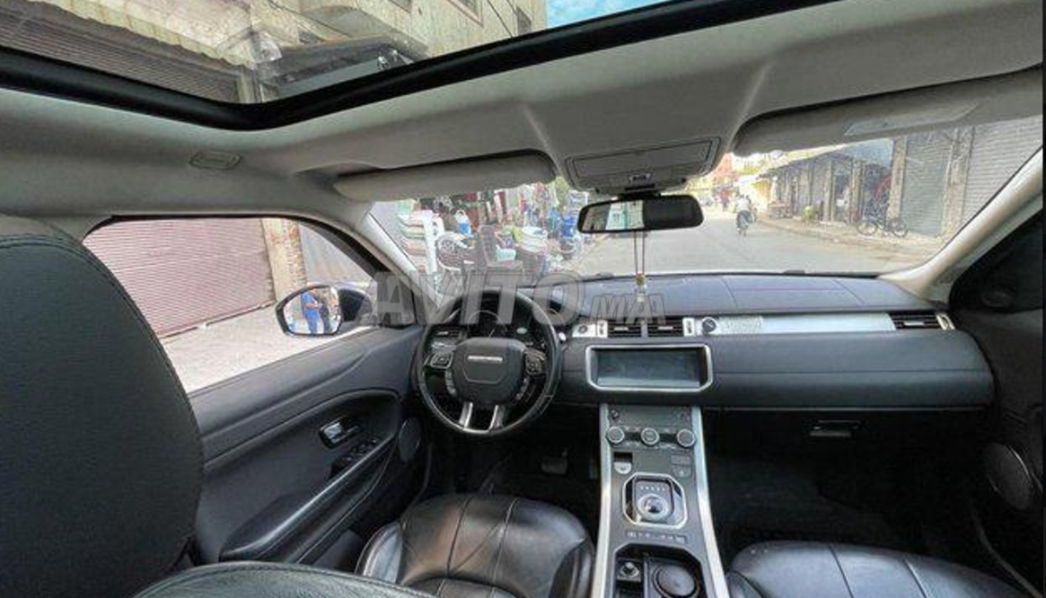 سيارة Range rover panoramique مستعملة للبيع