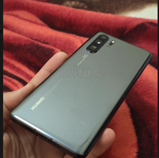 هاتف Huawei p30 pro 8/256 للبيع