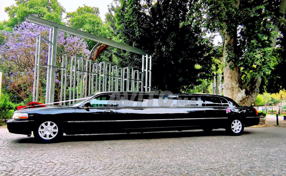 سيارة ليموزين مستعملة للبيع Limouziiiin Top Excellent