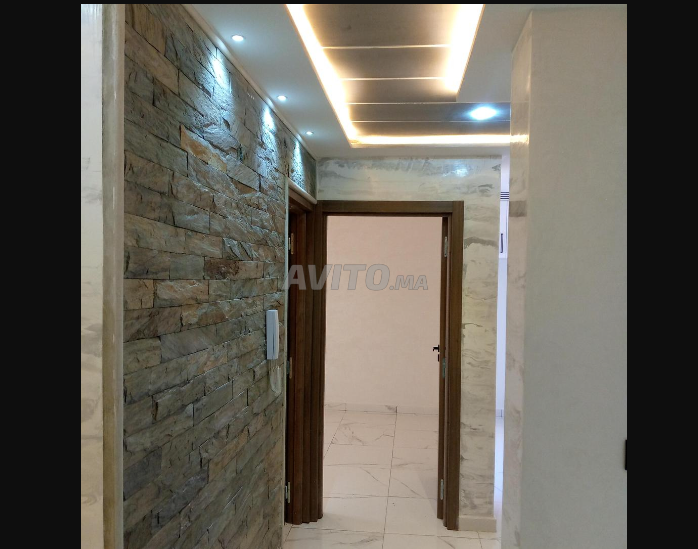 شقة للبيع بني ملال – طابق اول- واجهتان