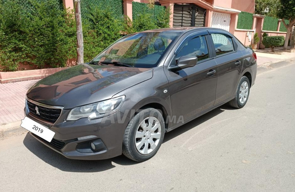 سيارة مستعملة peugeot 301 للبيع بني ملال