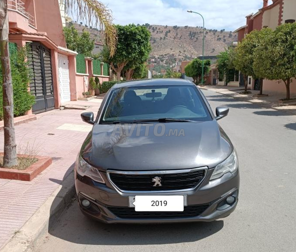 سيارة مستعملة peugeot 301 للبيع بني ملال