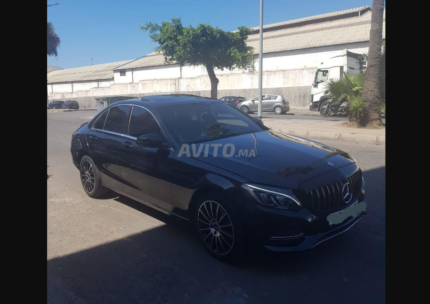 سيارةميرسدس بنز مستعملة Mercedes Classe C220 بالفقيه بن صالح